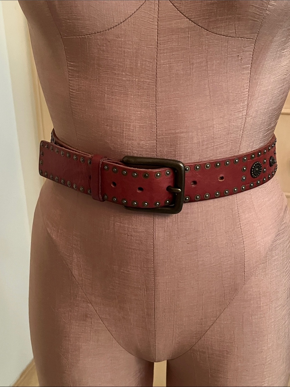 FOSSIL Boho Hip Leather Brass Studded Charm Cognac Leather Belt Antique Buckle L